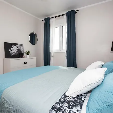 Bubbles Penthouse With Jacuzzi Appartement *