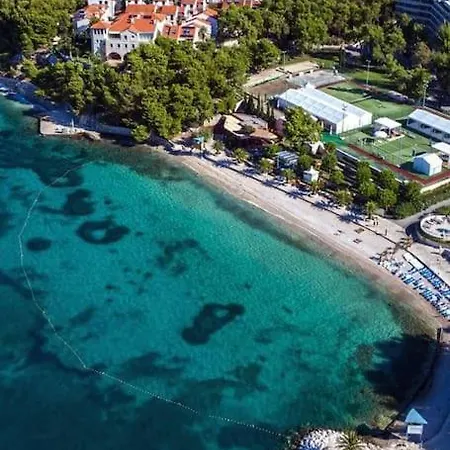 Bubbles Penthouse With Jacuzzi