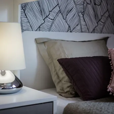 Bubbles Penthouse With Jacuzzi Lägenhet