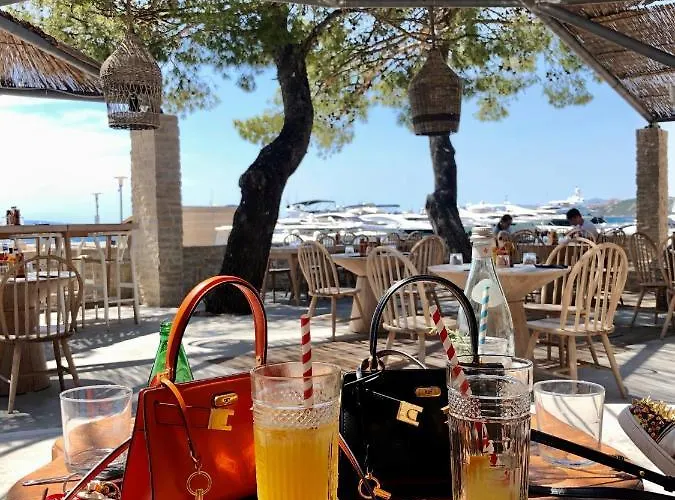 Bubbles Penthouse With Jacuzzi شقة بودْسْتغانا