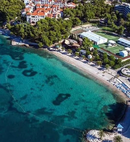 Bubbles Penthouse With Jacuzzi