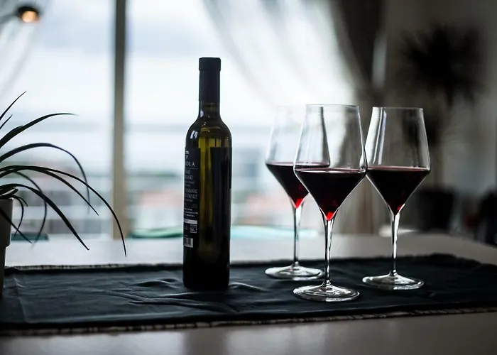 Bubbles Penthouse With Jacuzzi Lejlighed Podstrana