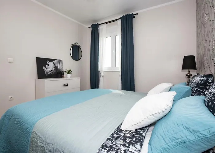 Bubbles Penthouse With Jacuzzi アパート *